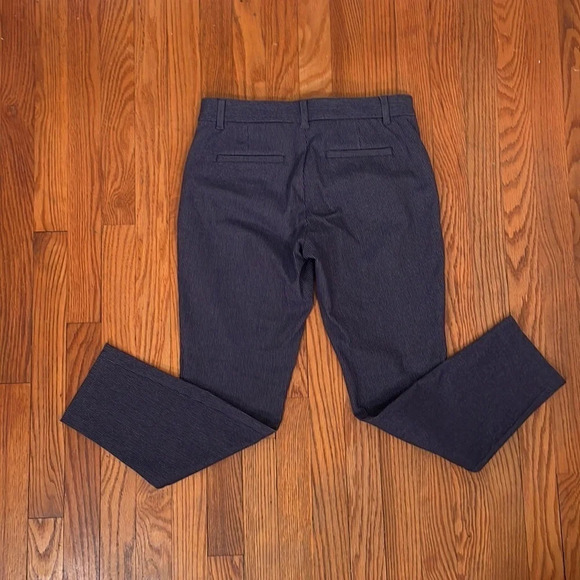 Gap Skinny Ankle Pant navy pinstripe business casual size 4 - Picture 2 of 6
